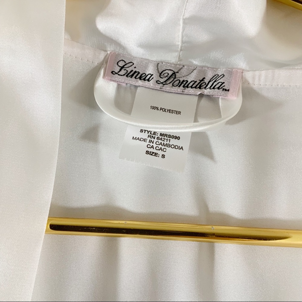 Linea Donatella Wedding MRS Robe - Picture 6 of 7